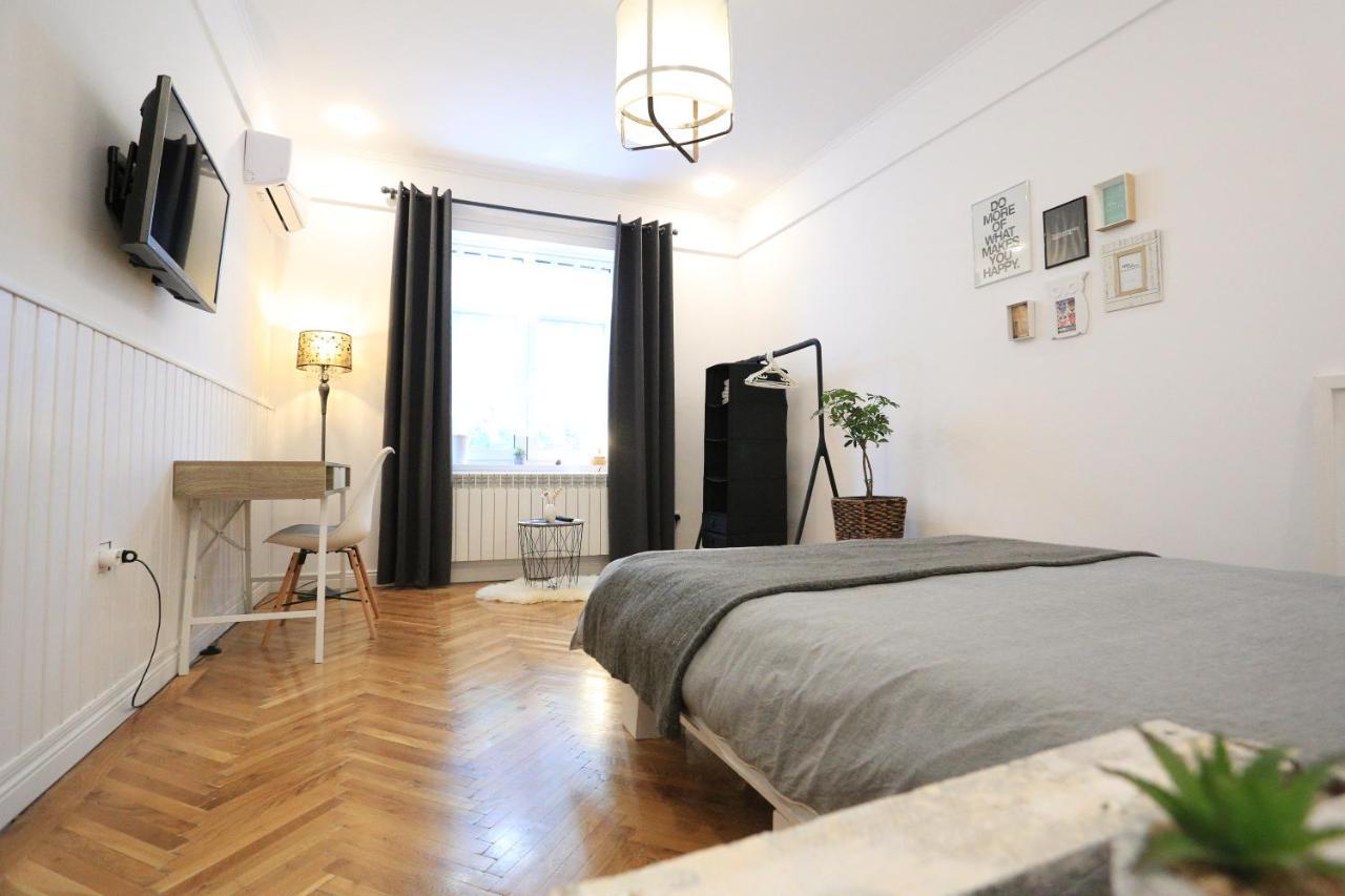 Ferienwohnung Ceronav Citycenter Galati, Disscount On Google! Exterior foto